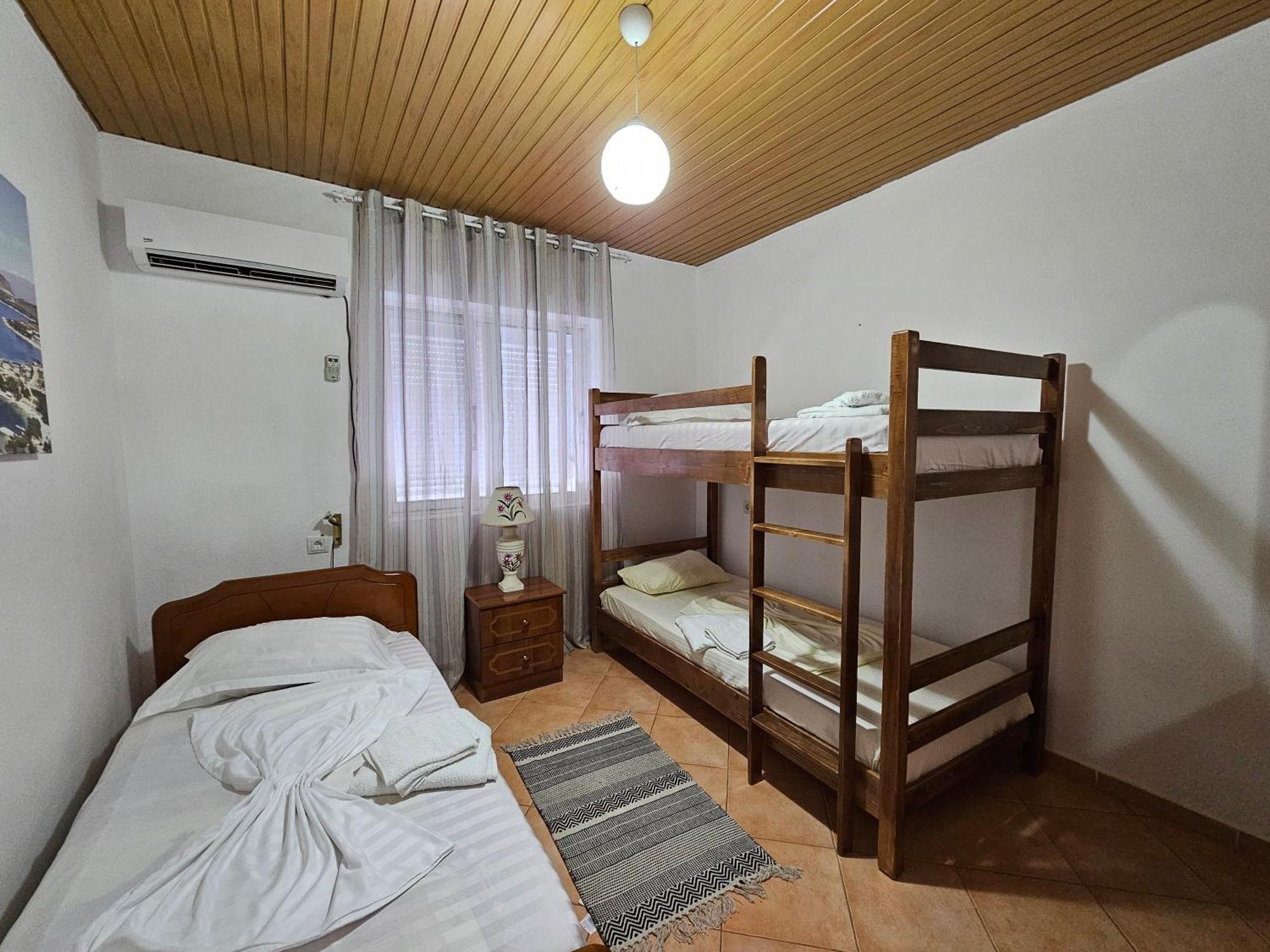 Vila Mulla Εξαμίλιο Εξωτερικό φωτογραφία